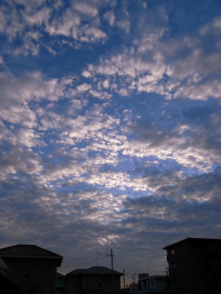 高い空