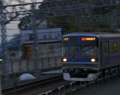 夕暮れの東急多摩川駅