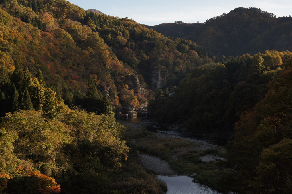 塔のへつり　遠景