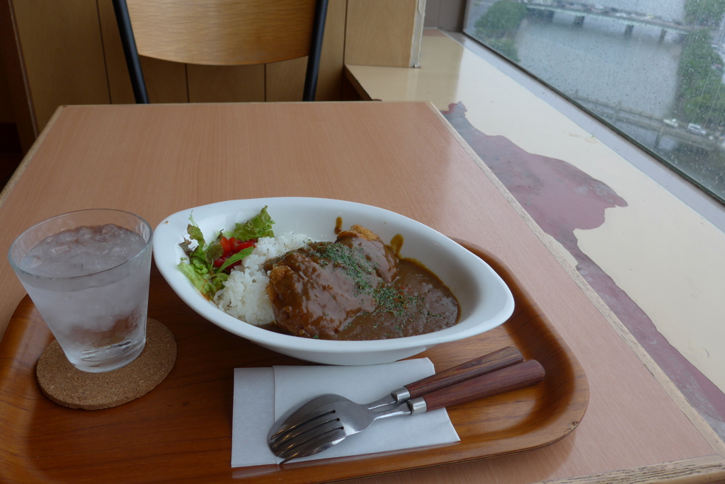 海軍カレーと広島の川