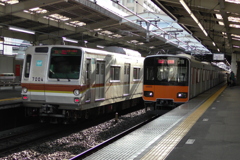 東京メトロ7000系と東武50000系