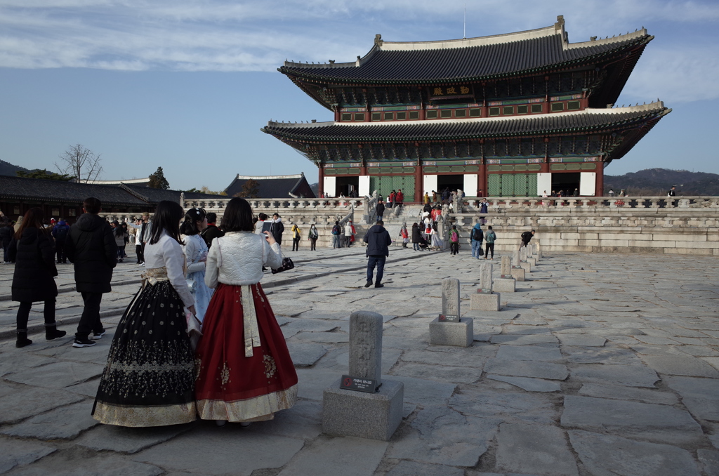 韓国 民族衣装チマチョゴリと景福宮