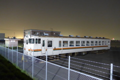 大江埠頭で海を渡るのを待つキハ48系