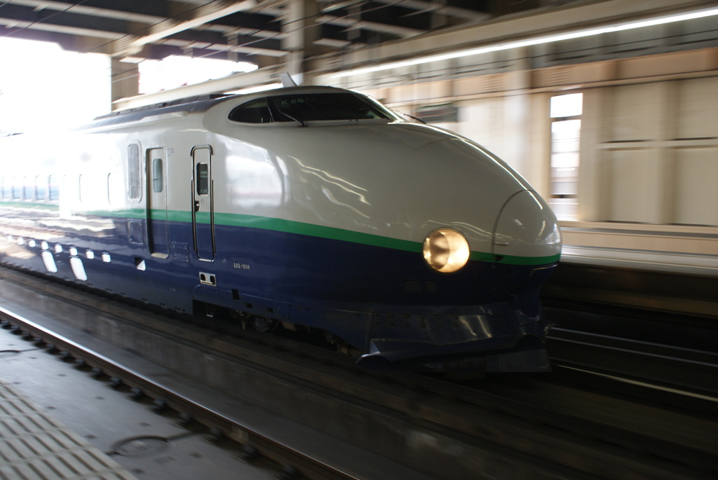 200系新幹線 リニュ 流し撮り