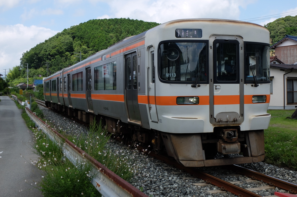 Jr東海 紀勢線で活躍するキハ25形ディーゼルカー By しなの Id 写真共有サイト Photohito