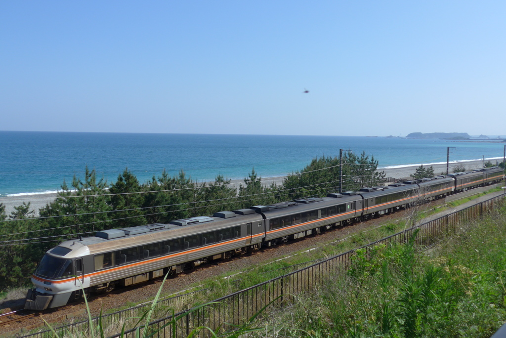 何もタイトルが浮かばない...笑