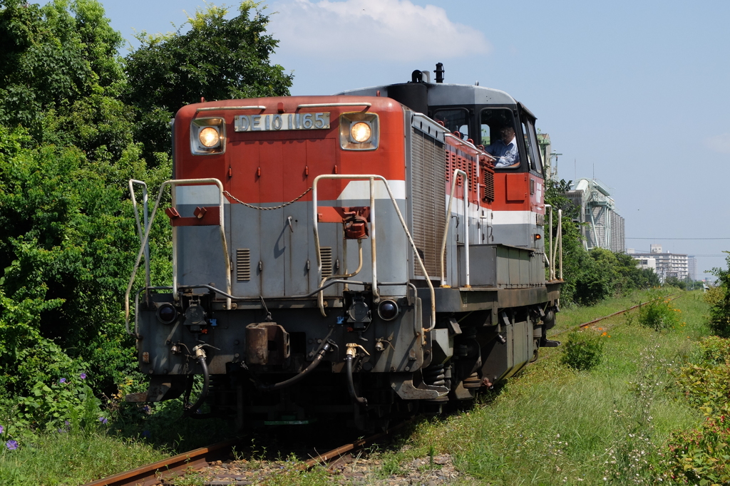 DE10-1165号機 (JR貨物 暖地形) 単機回送