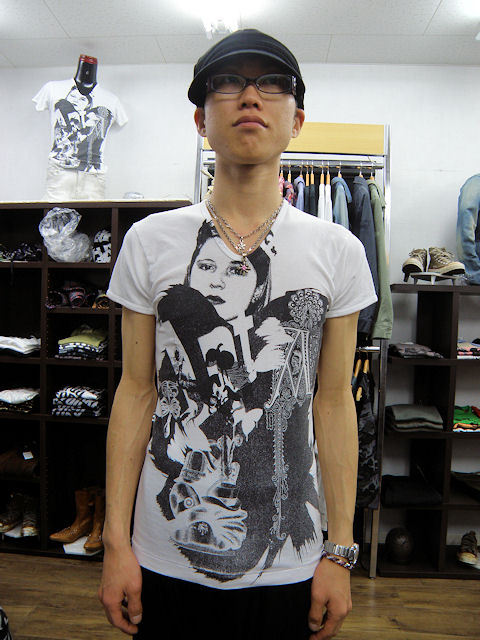 【yakara select+8PARIS ROCK別注Tシャツ 】　TIARA