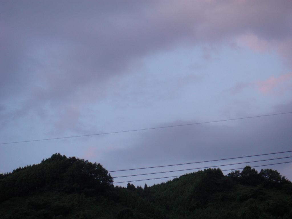 雨を引き寄せる雲