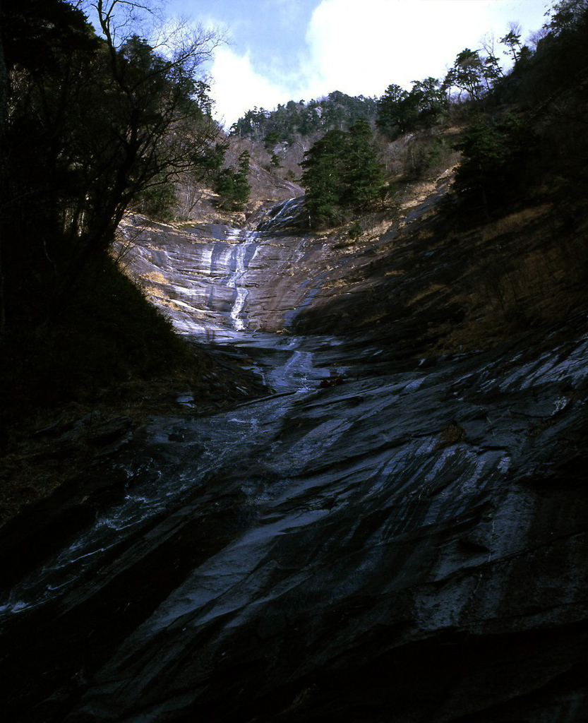 笛吹川東沢　東のナメ沢