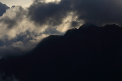 落日の明神岩稜