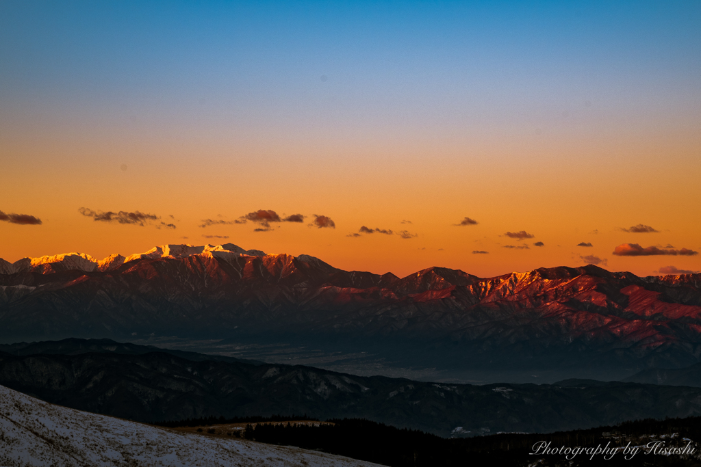 燃える山