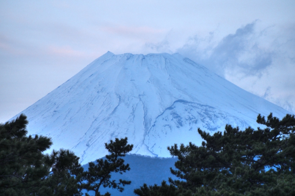 沼津海岸からの富士山