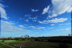 夏空に思いを馳せて