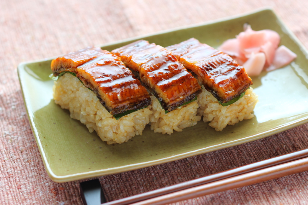 ◆植田食堂085　ウナギの棒寿司