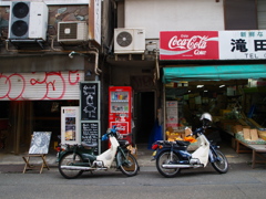 東京