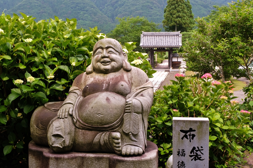 余呉三山　全長寺の布袋