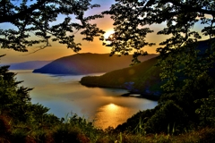 新緑の奥琵琶湖夕日