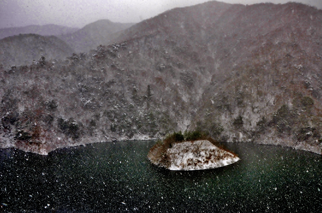 白龍湖雪景