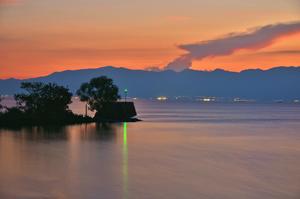 湖東の夏夕景