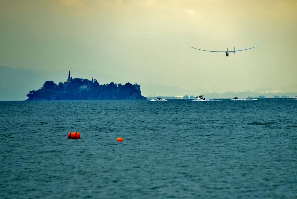 琵琶湖の空を・・・