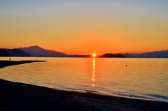 琵琶湖の日の出