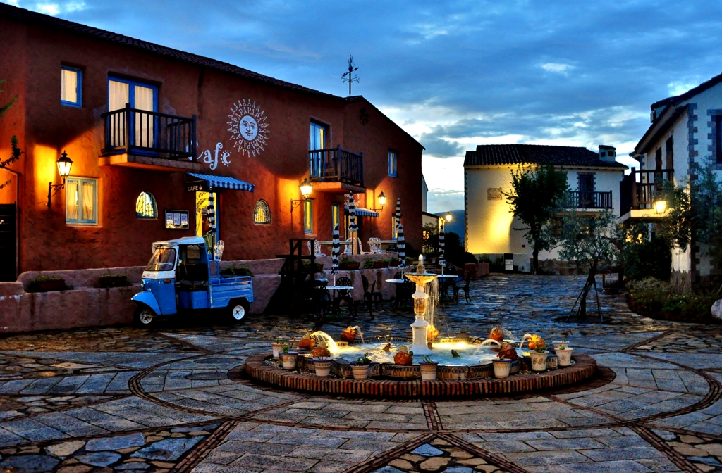 志摩地中海村ナイトタウン