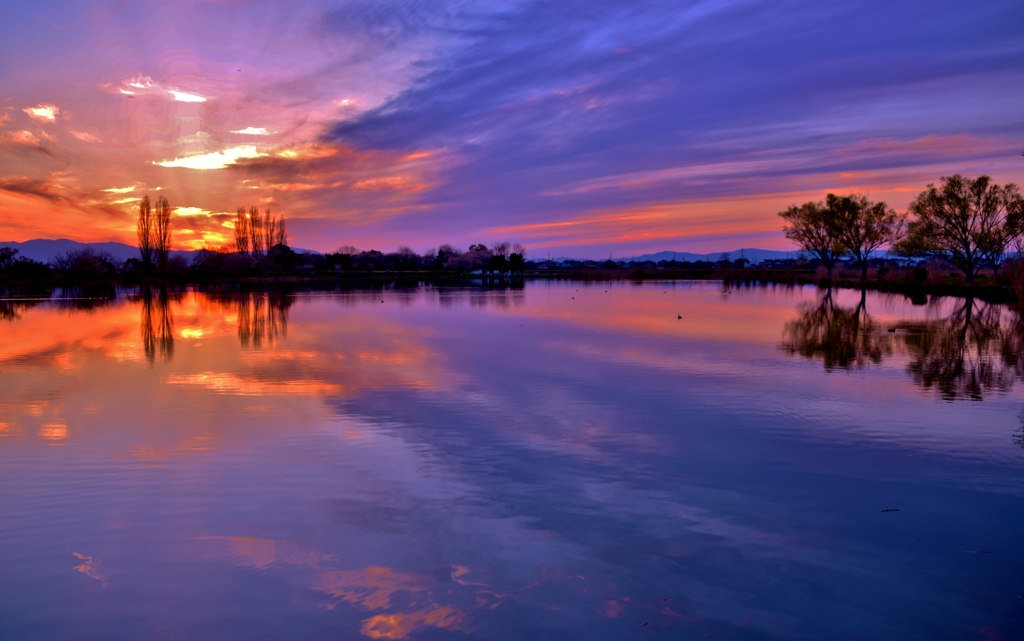 夕景水鏡