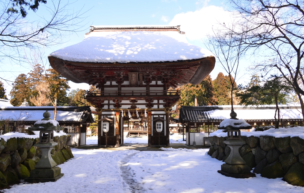 雪景　沙沙貴神社楼門