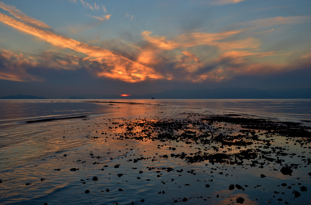 琵琶湖冬夕景