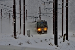 雪中電車