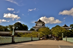 金沢城誘う石川門