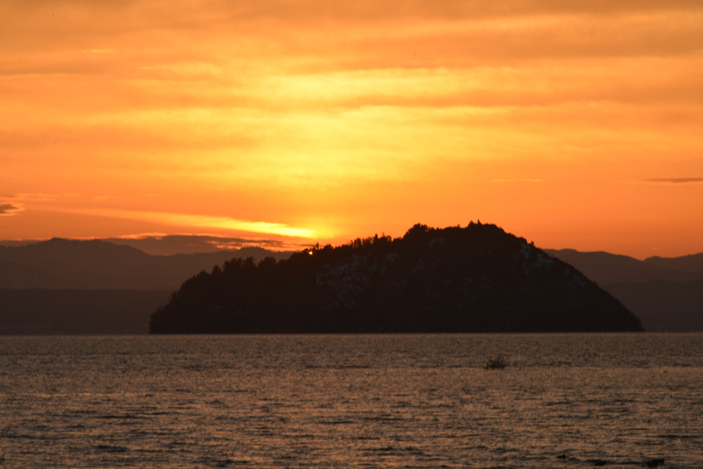 竹生島春夕焼け