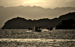 瀬戸の朝漁～出漁～