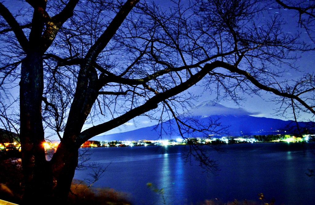 夜の帳・河口湖