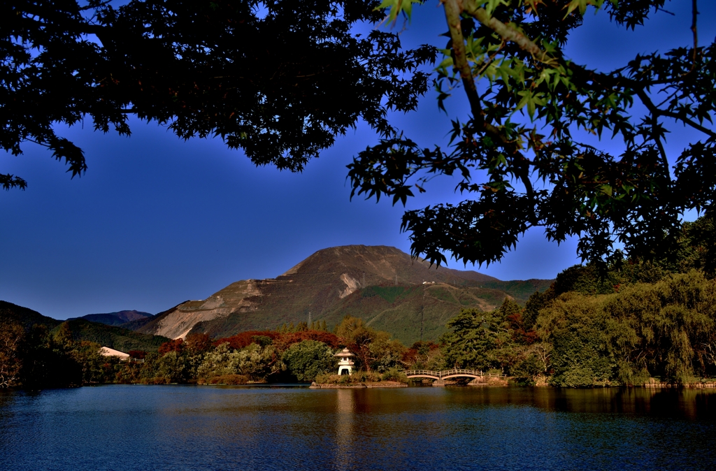 伊吹山秋景