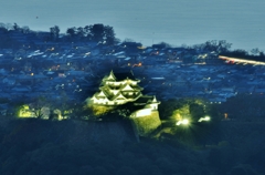 日暮れの彦根城