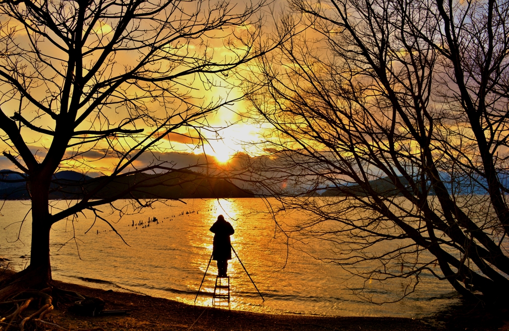 夕日に挑む