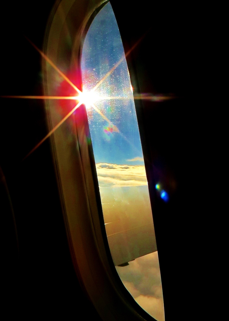 機上の燦然