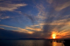 雲の向こうの夕日