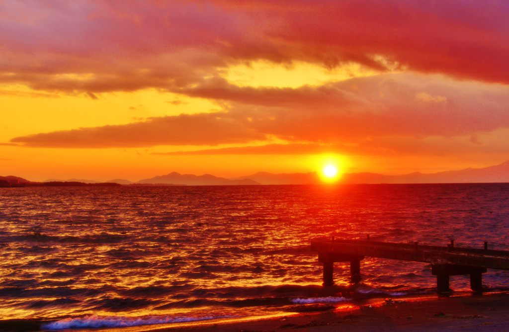 琵琶湖師走夕景