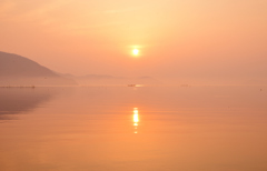 琵琶湖春霞
