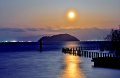 琵琶湖有明月