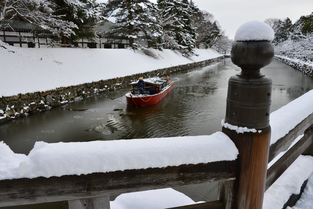 濠の雪見船　2-2