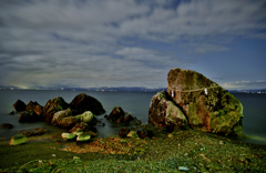 琵琶湖畔烏帽子岩