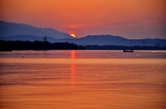 琵琶湖湖北の日の出