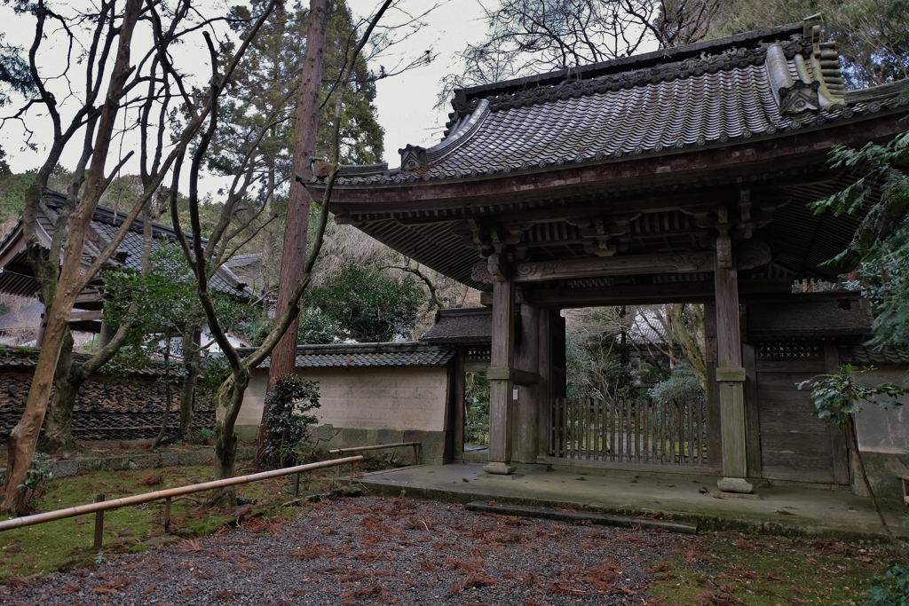 彦根龍潭寺山門