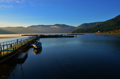 余呉湖の朝