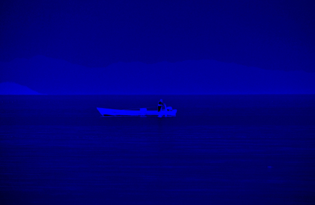 ネガティブな湖