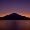 夕暮れの富士山